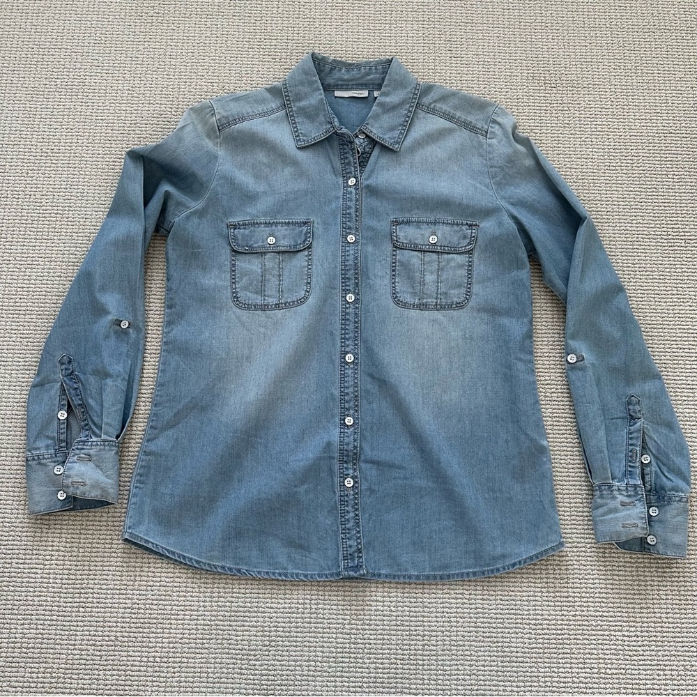 ‼️LAST CHANCE‼️ Chambray shirt